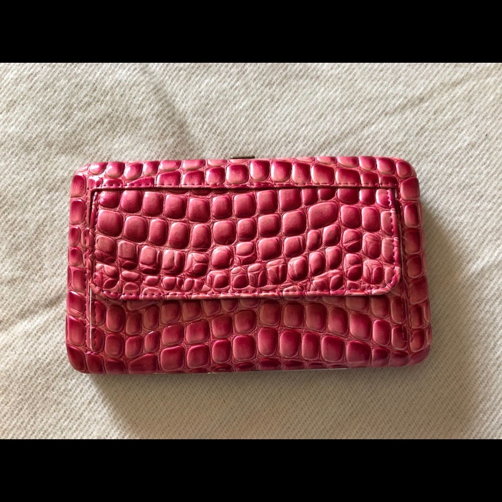 pink croc-pattern case wallet